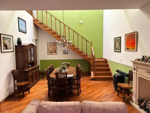 Casa en Venta con 1 cochera