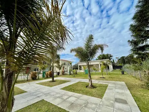 Casa 4 ambientes con 3 baños