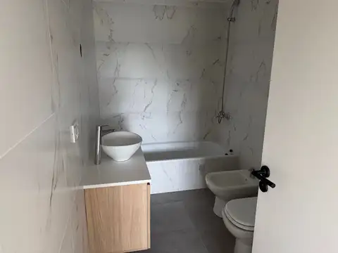 Venta departamento 3 amb A Estrenar - P. Chas