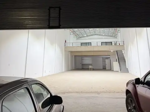 Galpon en Alquiler A Estrenar