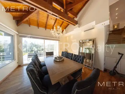 Casa 6 ambientes con 5 baños