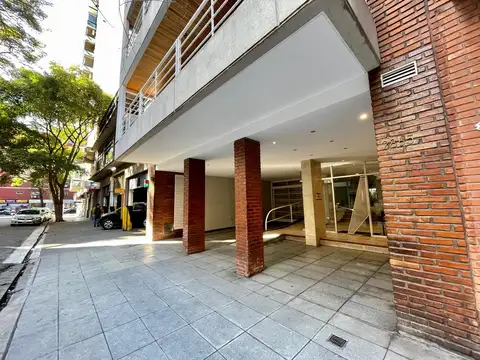 Excelente e impecable 3 ambientes en alquiler con cochera fija en lo mejor de Palermo sobre Paunero