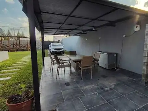 Casa 4 ambientes con 1 baño