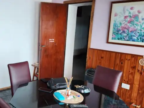 Casa 6 ambientes con 1 baño