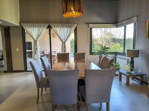 Casa en Venta de 4 dormitorios