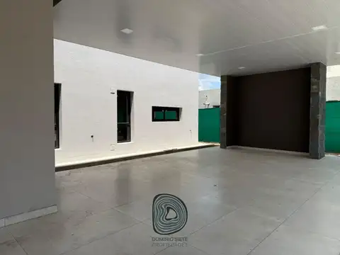 Casa en Venta en Cordoba, USD 476.000