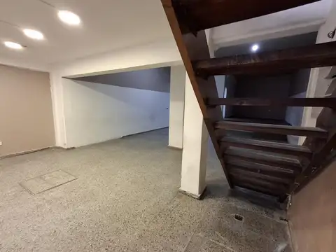 Local en Alquiler 45 años