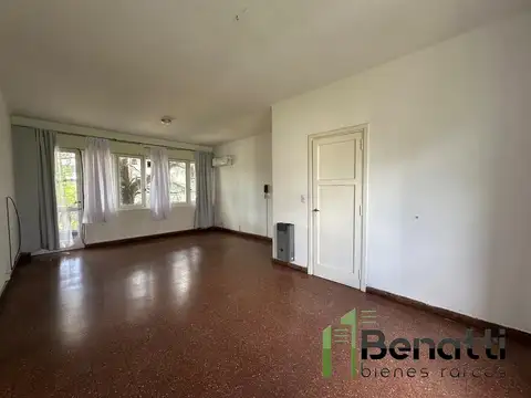 Dpto.3 amb en VENTA c/balcón al fte. vista a plaza Guemes