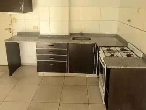 Departamento en Alquiler en San Antonio de Padua, $ 650.000