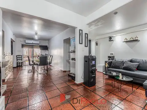 Casa en Venta en Ciudad Jardín del Palomar, USD 145.000