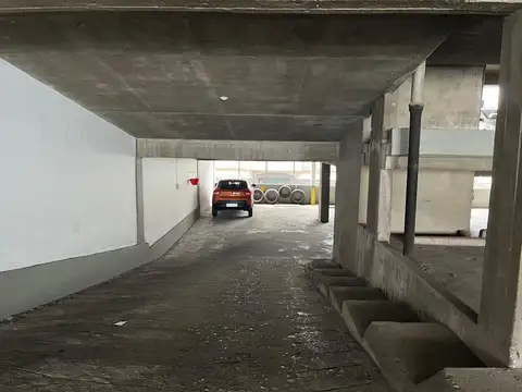 Cochera a la venta en zona Céntrica.