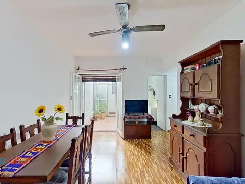 En venta departamento 2 ambientes con 2 patios bajas expensas 48m2 colegiales