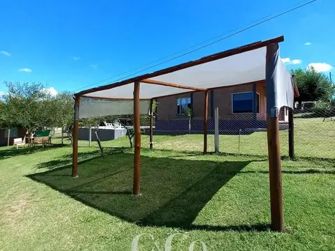 Hotel en Venta en Villa Santa Cruz del Lago, USD 72.000
