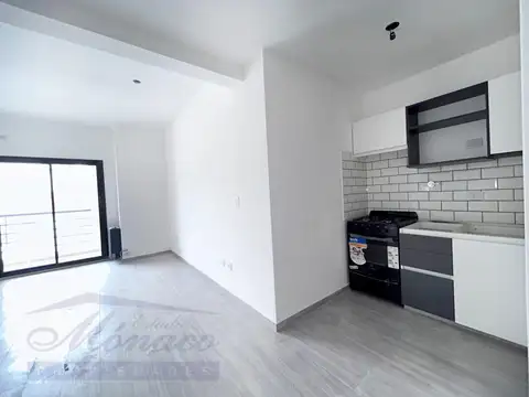 3 amb con balcón! A ESTRENAR.