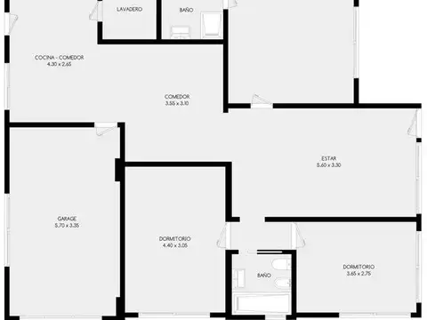 Casa 8 ambientes con 2 baños