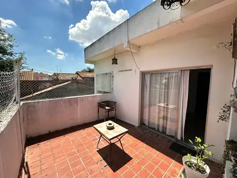 Casa en venta en Villa Adelina