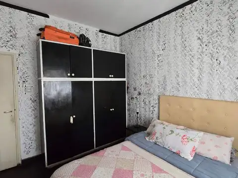 VENTA CASA 2 DORMITORIOS COCHERA BARRIO INDUSTRIAL