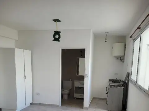 Llerena 2500, Piso 4