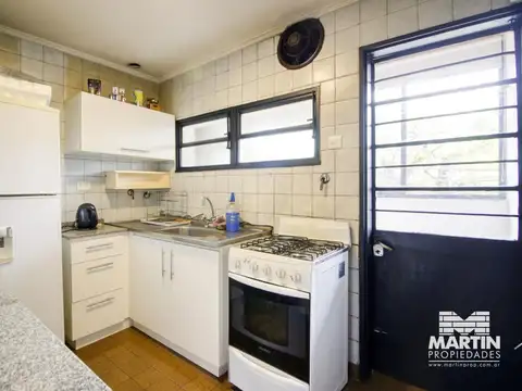 PH Planta Alta en venta en Martínez 3 ambientes baño y toilette lavadero y balcón. Cerca del Hipod.