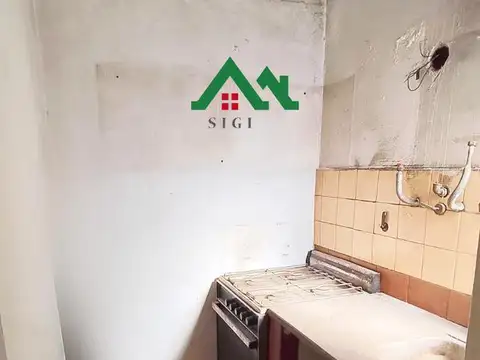 Local comercial en venta en  con galpón, departamento y oficina en barrio General Paz