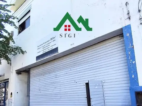Local comercial en venta en  con galpón, departamento y oficina en barrio General Paz