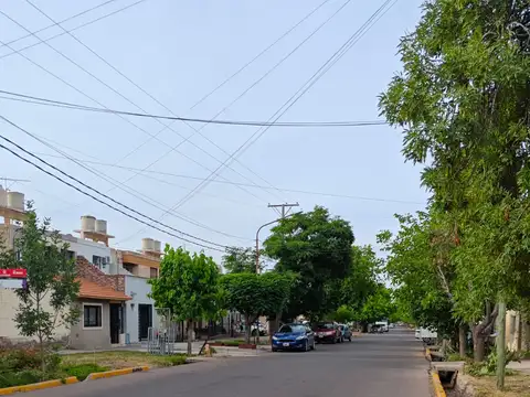 Terreno en venta en Maipu con proyecto aprobado de 3 deptos con quincho.