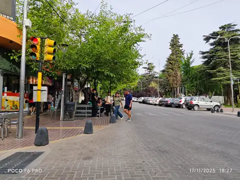 Terreno en venta en Maipu con proyecto aprobado de 3 deptos con quincho.