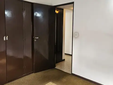 PH en muy buen estado al cotrafrente