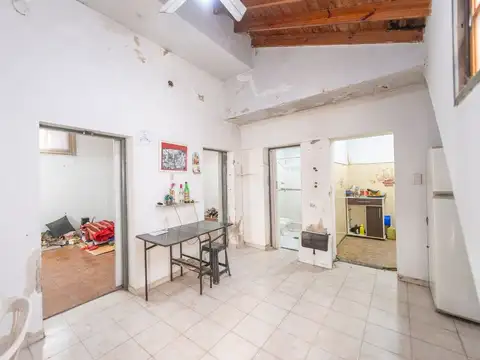 Depto Tipo Casa en Venta en Versalles, USD 77.800