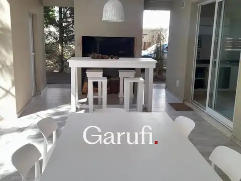Casa en Venta en Costa Esmeralda, USD 129.000