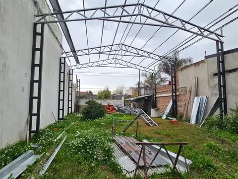 VENTA LOTE SALIDA A DOS CALLES - ZONA JOSE MARMOL