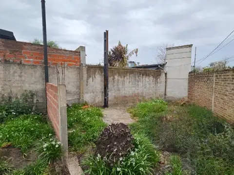 Terreno en Venta en José Mármol, USD 77.000