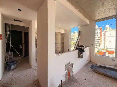 Departamento en venta de dos dormitorios en Barrio Martin con balcón y amenites
