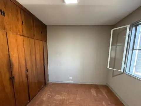 Bº Infico Arnoldi , Piso 5º
