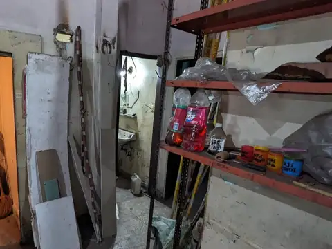 Local en Venta Via Pública