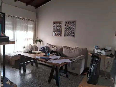 Casa en venta en Ezpeleta Este Antártida Argentina 425