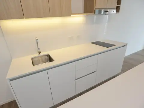 Departamento en Alquiler con 1 cochera