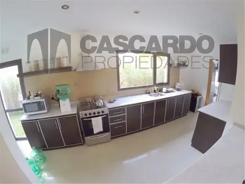 Casa de 4 ambientes con piscina. Barrio El Lauquen Club de Campo en San Vicente