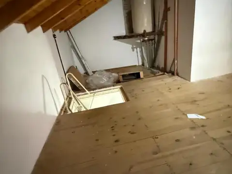 Casa en Alquiler con 1 cochera