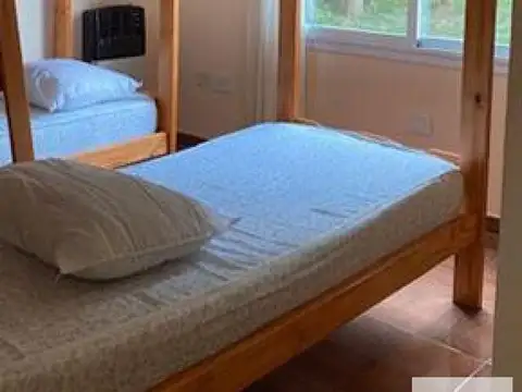 Casa venta 3 dormitorios 2 baños 1 parque  pileta 2560 mts 2 - Estancia Las Malvinas