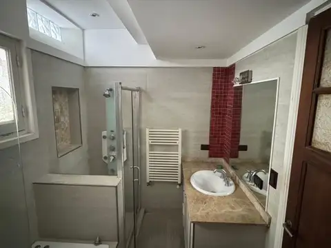 Casa en Alquiler 50 años