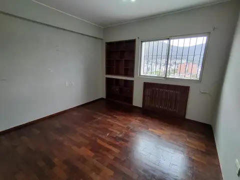 Departamento en Alquiler 40 años