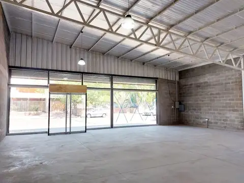 Local Comercial en Alquiler Ozamis 823, Maipú