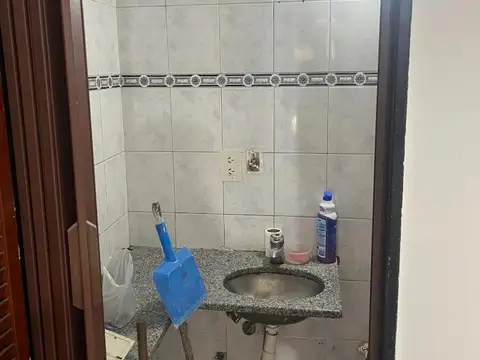 Local en Alquiler en Olivos, $ 650.000