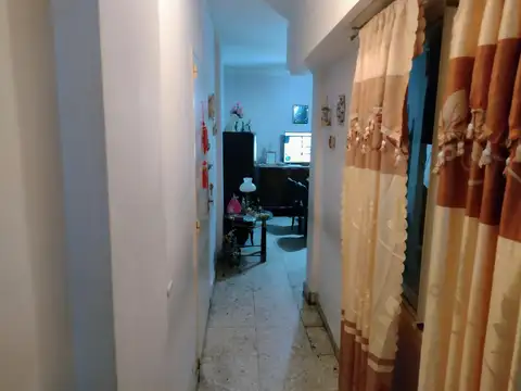 VENTA DEPTO 2 AMB EN LINIERS EXCELENTE UBICACIÓN