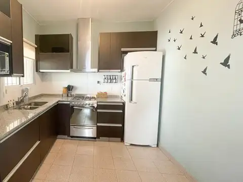 Depto Tipo Casa en Venta 8 años