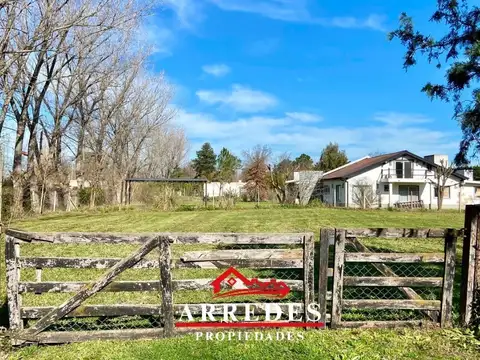 Venta · Lote con mejoras · en esquina · Comarca del Sol · Exaltación de la Cruz