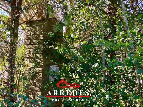 Venta · Lote con mejoras · en esquina · Comarca del Sol · Exaltación de la Cruz 100