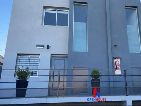 OPENHOUSE VENDE DUPLEX A ESTRENAR, UBICADO  FRENTE A BARRIO DALVIAN.