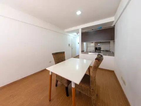 VENTA MONOAMBIENTE, CON BALCON , ABASTO